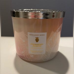 Bath and body works candle